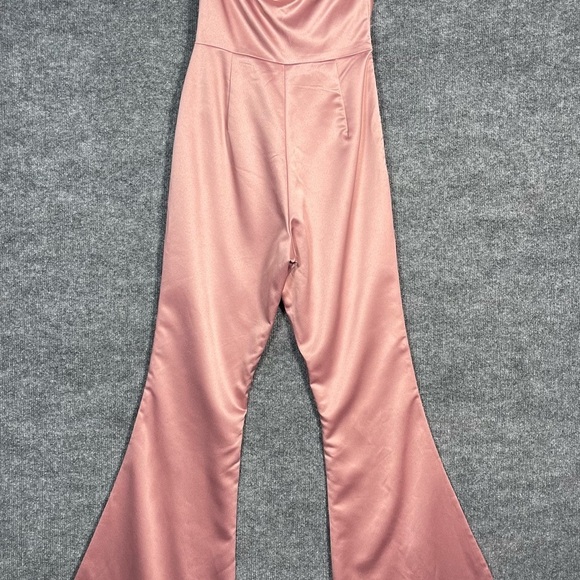NWT Pretty Little Thing Womens 2 Pink Barbie‎ Off Shoulder Bow Flare Jumpsuit - Picture 11 of 16